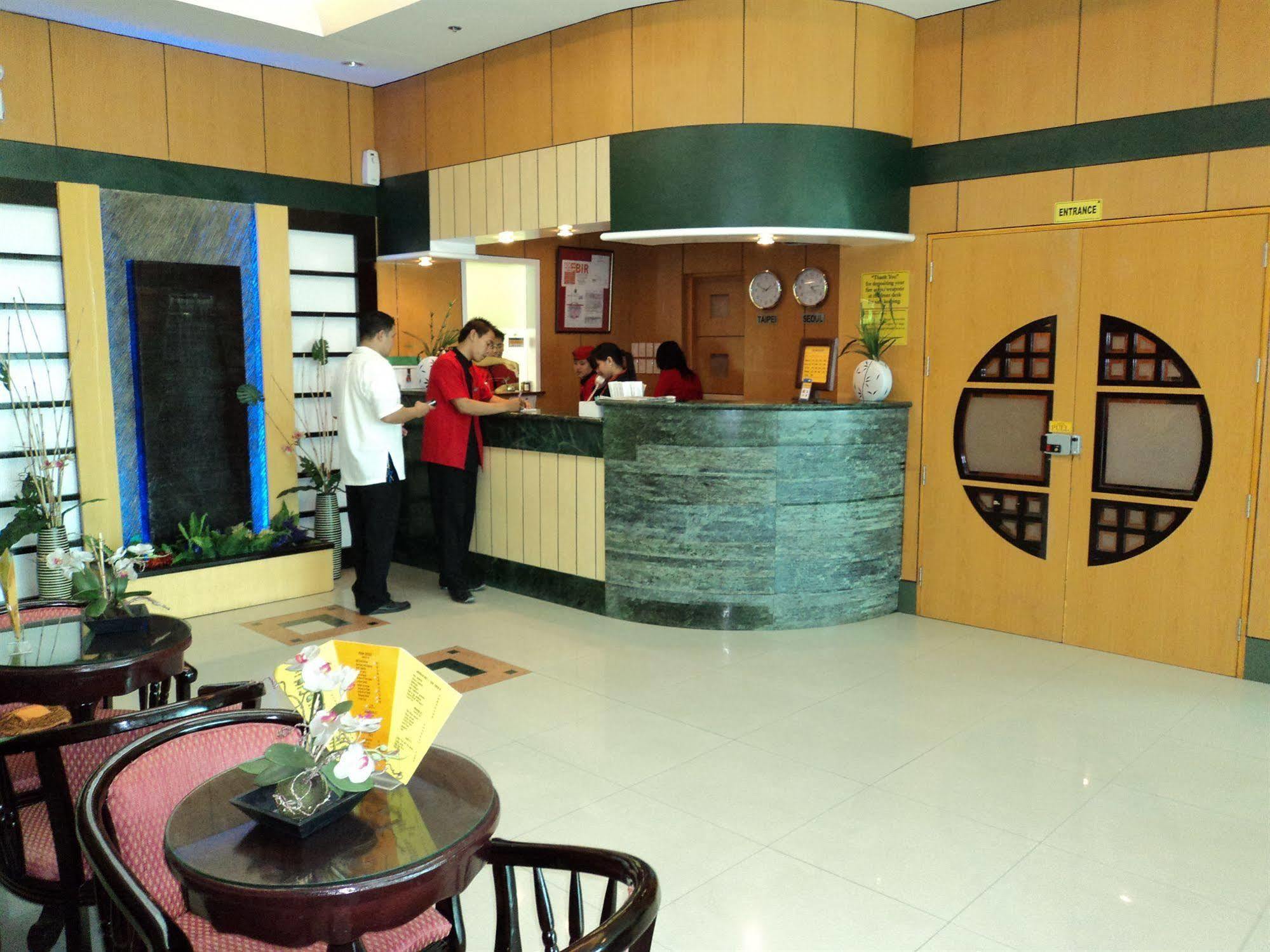 Hotel Sogo Cabanatuan מראה חיצוני תמונה