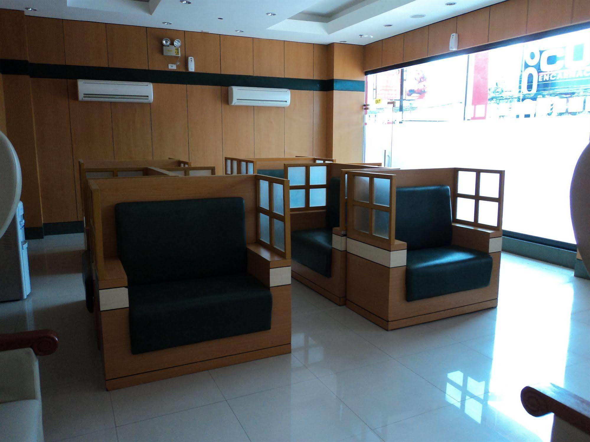 Hotel Sogo Cabanatuan מראה חיצוני תמונה